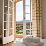 Avec Vue Sur Le Golfe De St Tropez *
