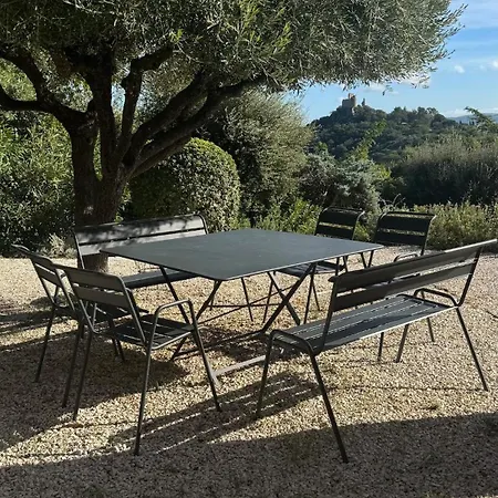 Avec Vue Sur Le Golfe De St Tropez Grimaud