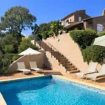 Villa Avec Vue Sur Le Golfe De St Tropez