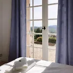Avec Vue Sur Le Golfe De St Tropez Villa