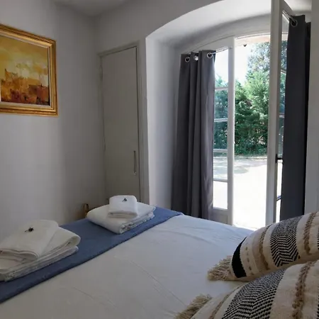 Avec Vue Sur Le Golfe De St Tropez Villa *