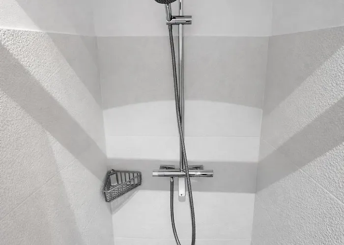 Avec Vue Sur Le Golfe De St Tropez * Grimaud