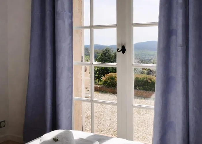 Avec Vue Sur Le Golfe De St Tropez فيلة