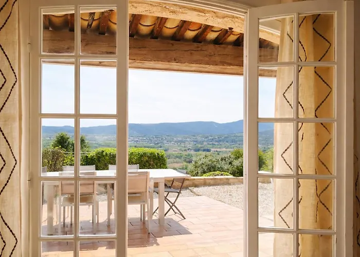 Avec Vue Sur Le Golfe De St Tropez فيلة *