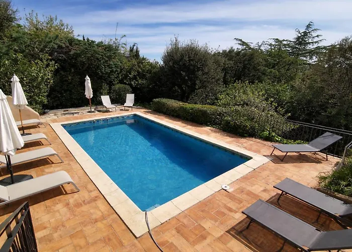 Avec Vue Sur Le Golfe De St Tropez *